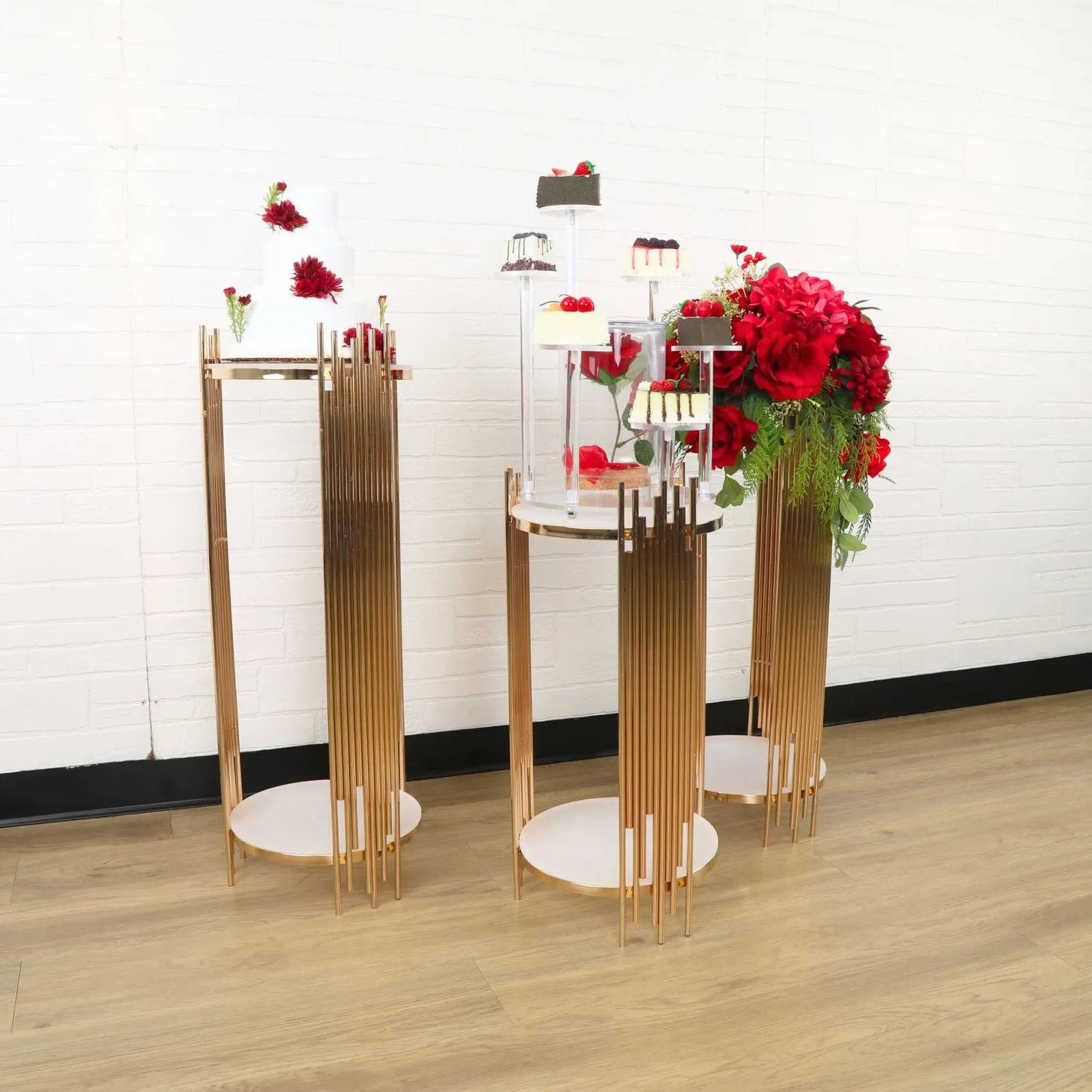 Gold Round Metal Plinths Weddi - Dessert Table Backdrop 评论和价格